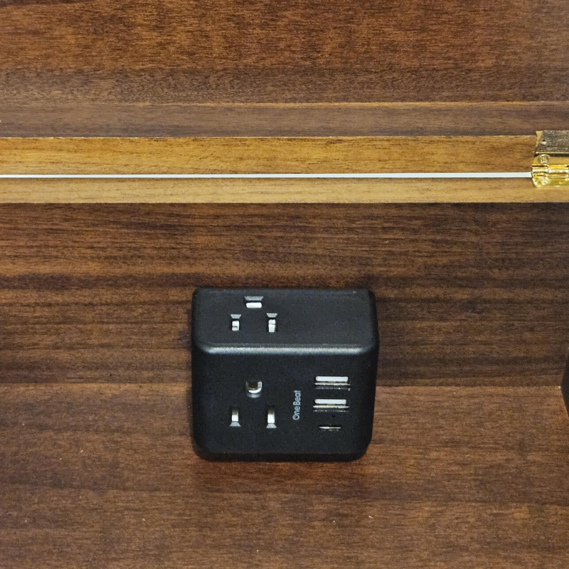 Coolora Discreet Charging Station